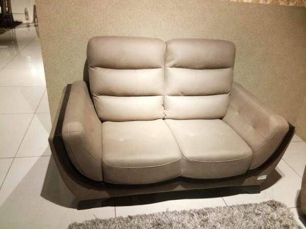 Sofa – Center Table