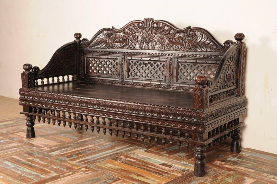 Sofa – Center Table