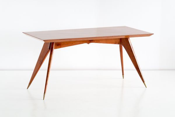 Sofa – Center Table