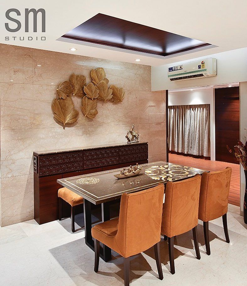 Dining Room – Table