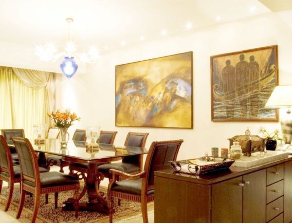 Dining Room – Table