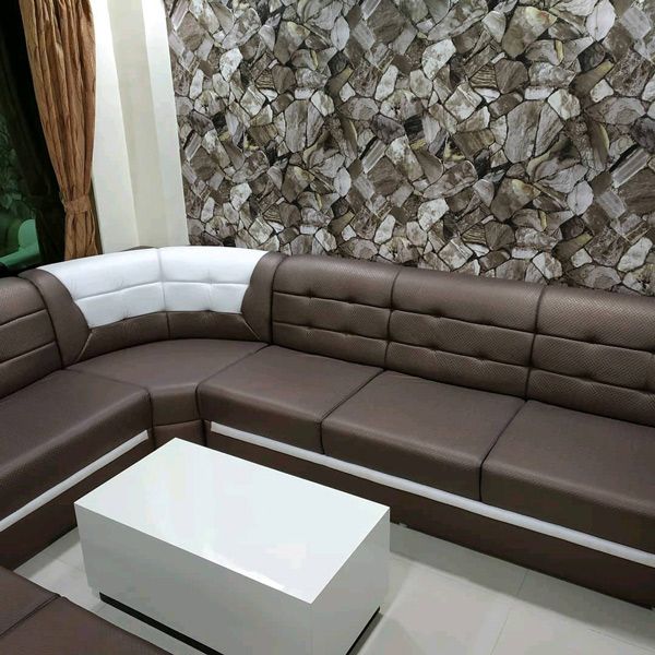 Sofa – Center Table