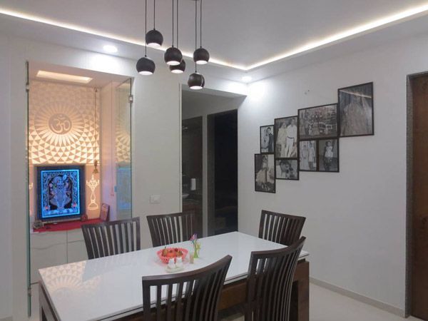 Dining Room – Table