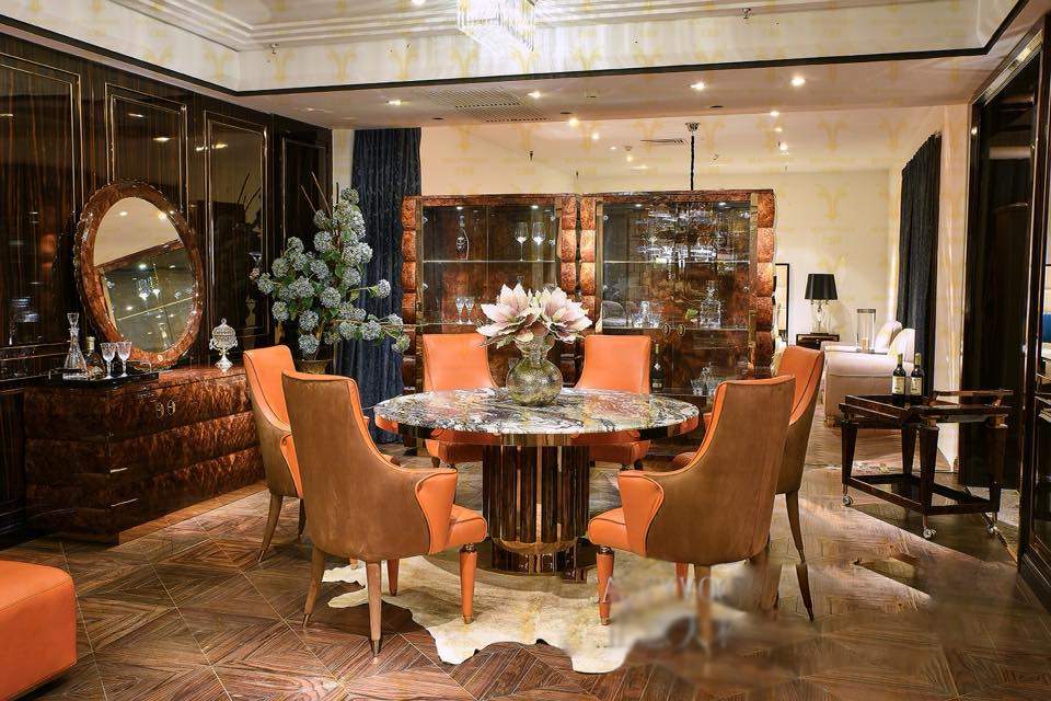 Dining Room – Table