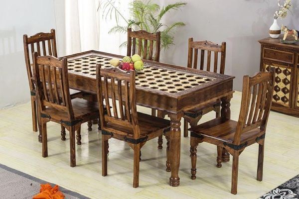 Dining Room – Table