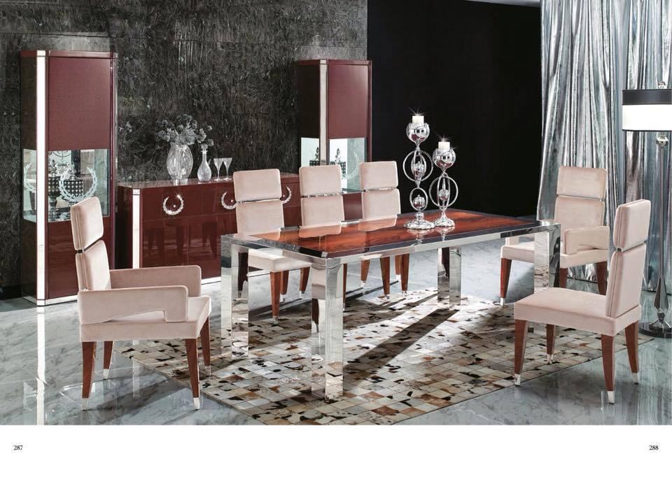 Dining Room – Table