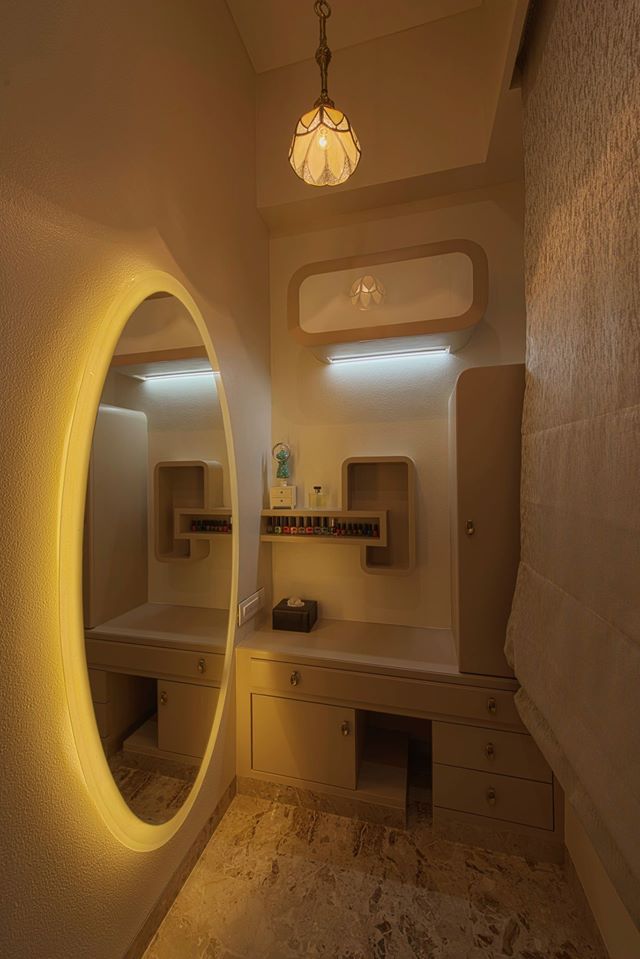 Dressing Table