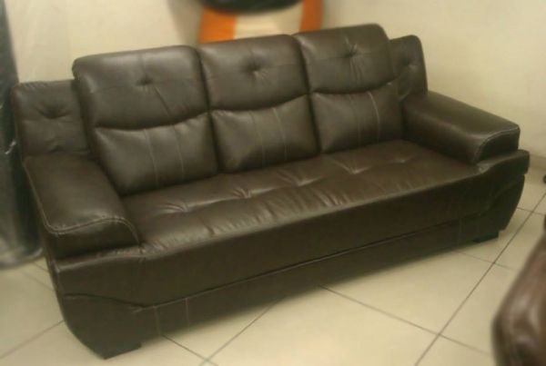 Sofa – Center Table