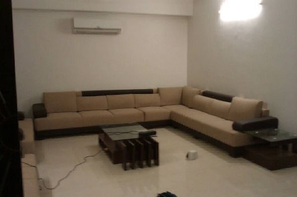 Sofa – Center Table