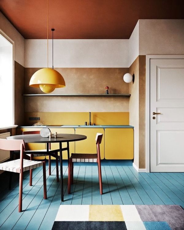 Dining Room – Table