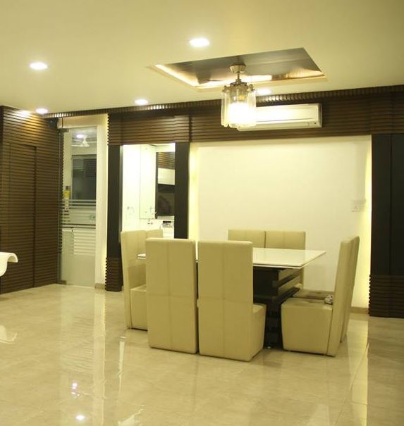 Dining Room – Table
