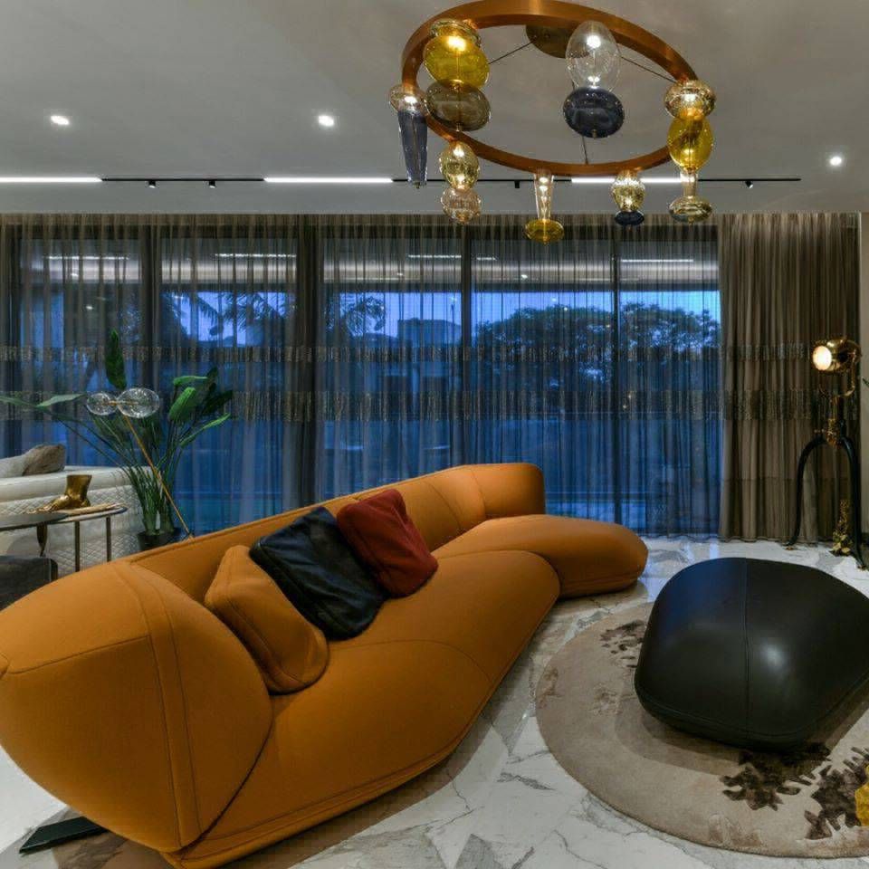 Sofa – Center Table