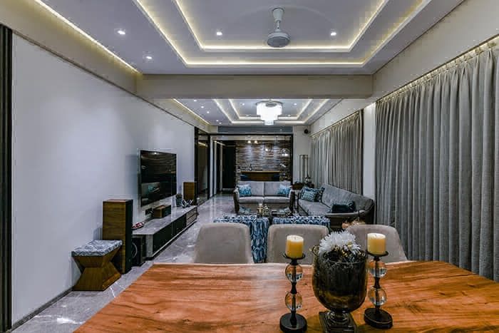 Dining Room – Table