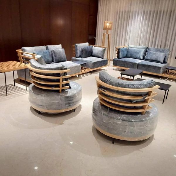 Sofa – Center Table