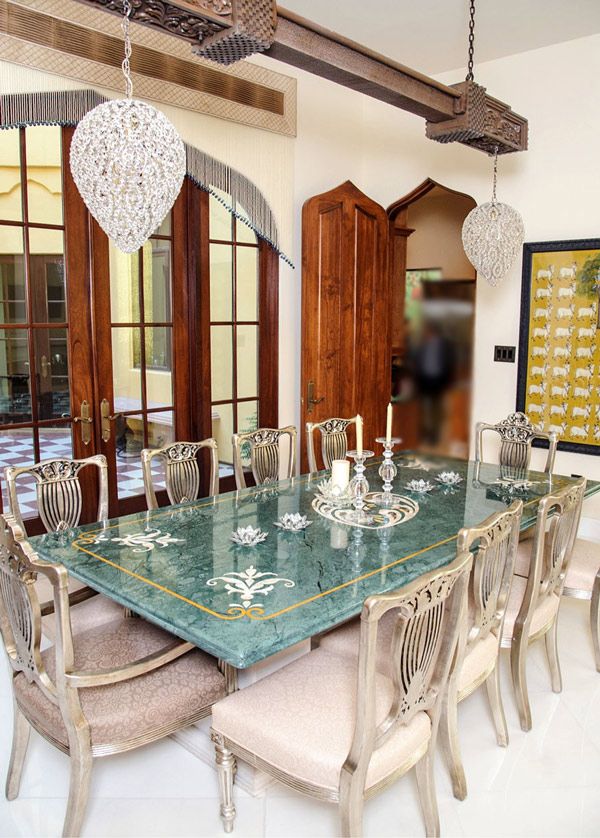 Dining Room – Table
