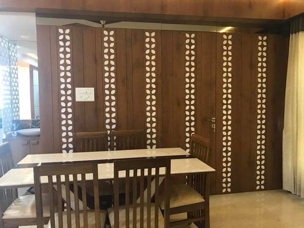 Dining Room – Table