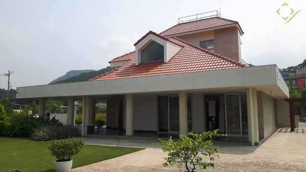 Dr. Suhas Pendnekar Bunglow, Parhul, Alibaug