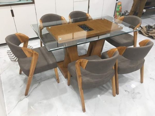 Dining Room – Table