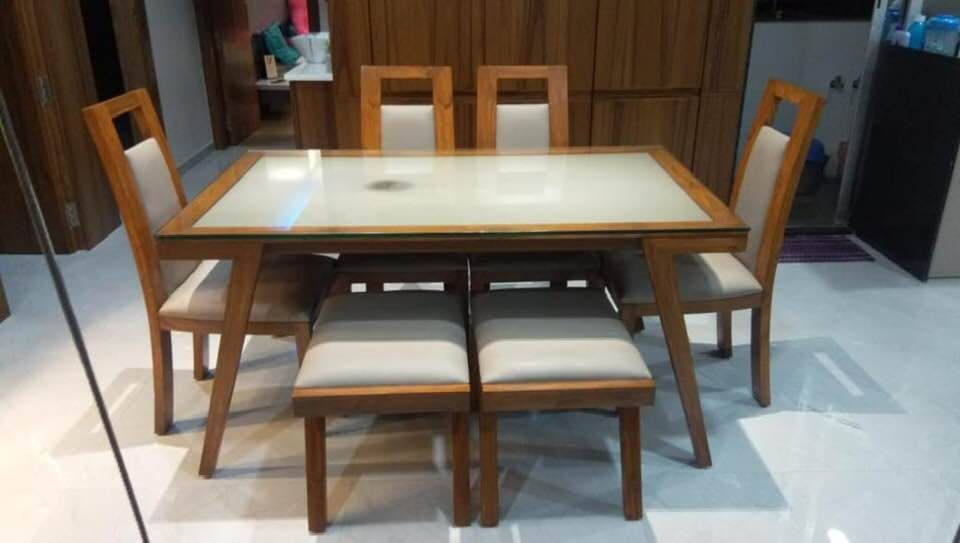 Dining Room – Table