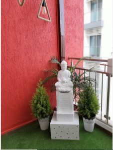 Balcony designed with Artificial Grass