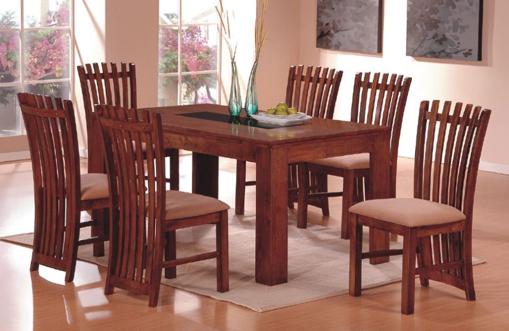 Dining Room – Table