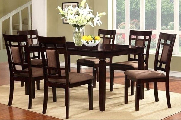 Dining Room – Table