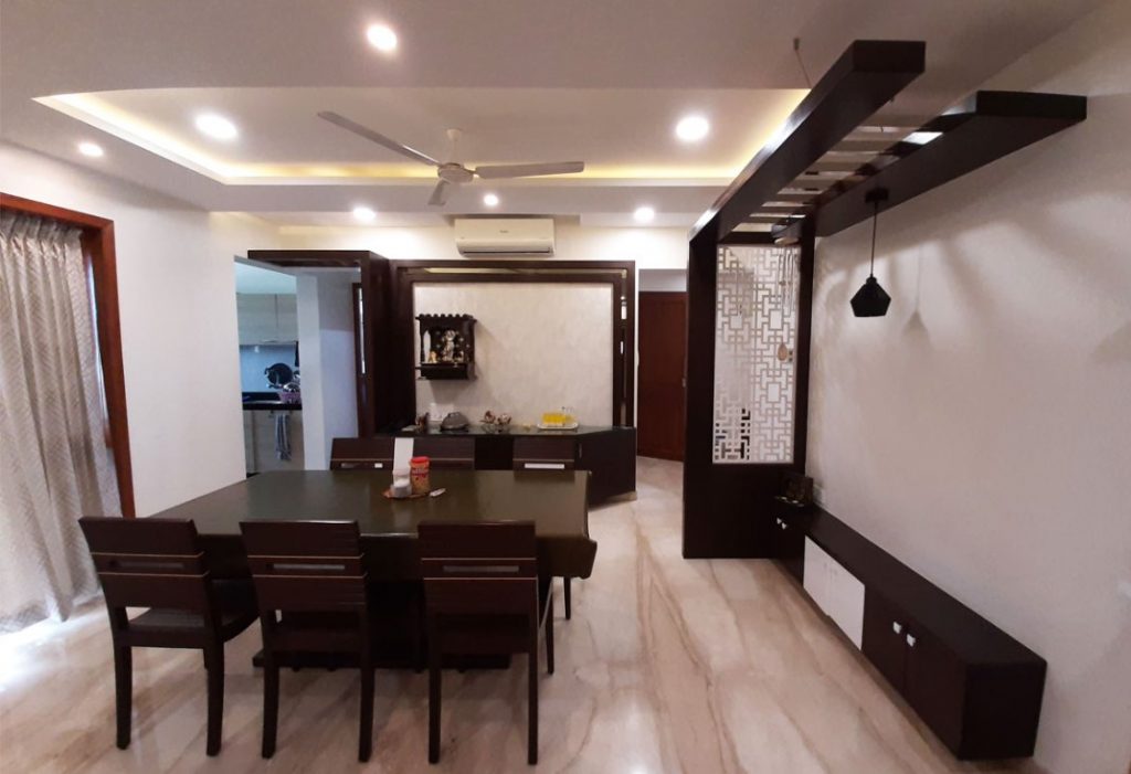 Dining Room – Table
