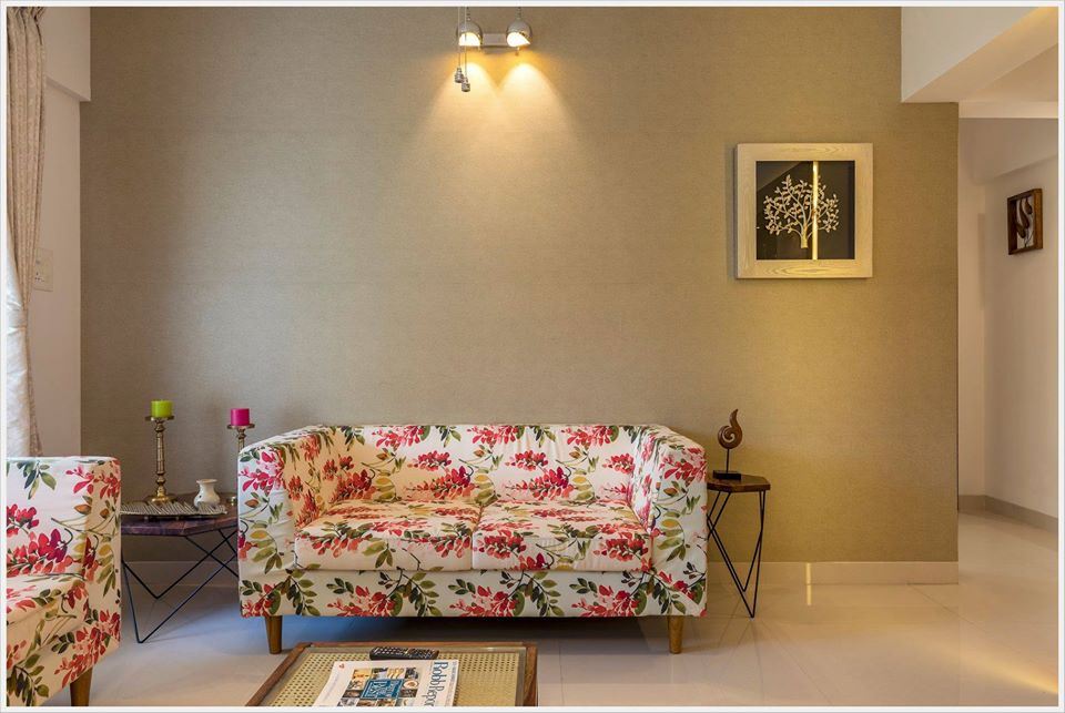 Sofa – Center Table
