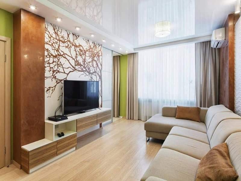 Living Room with Left Facing Chaise Sectional Sofa