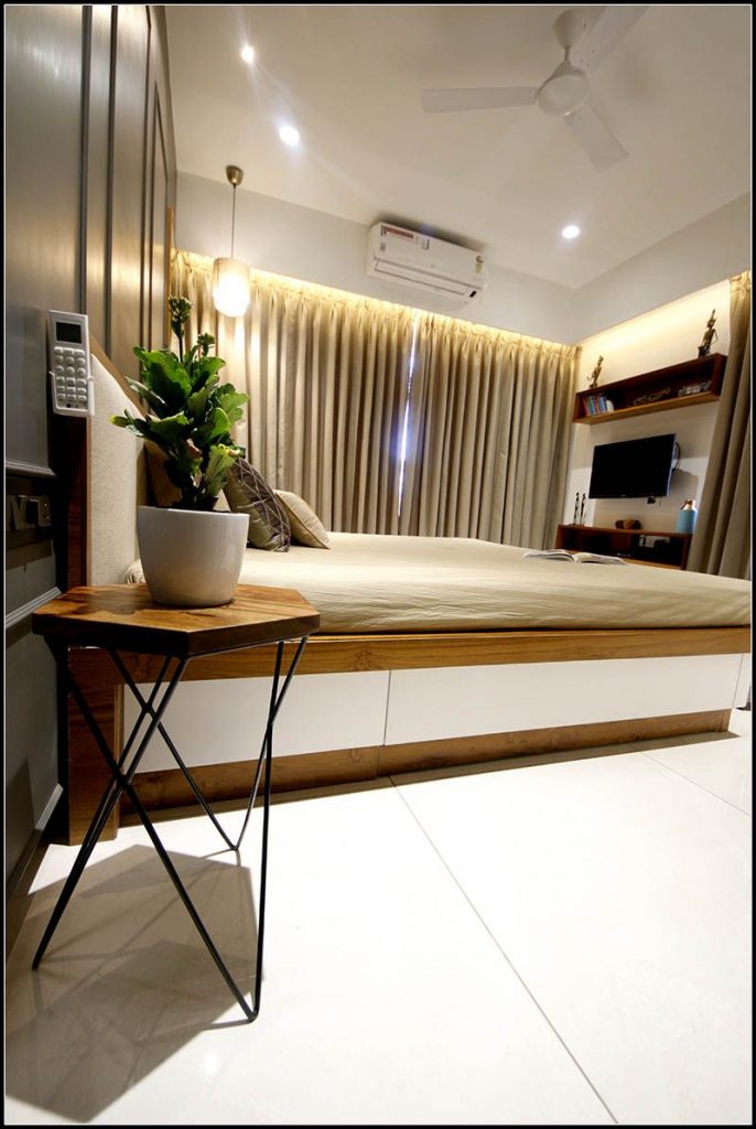 Modern Bedroom with Wooden Double