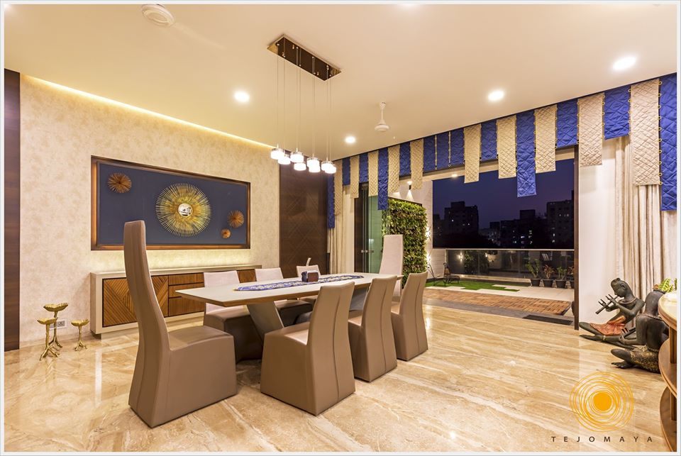 Dining Room – Table