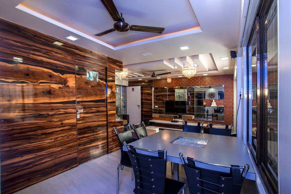 Dining Room – Table