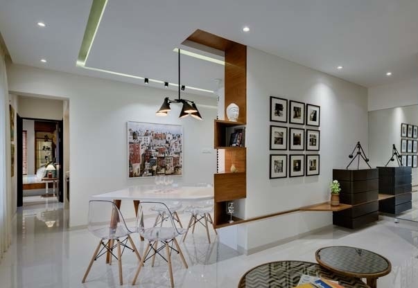 Dining Room – Table