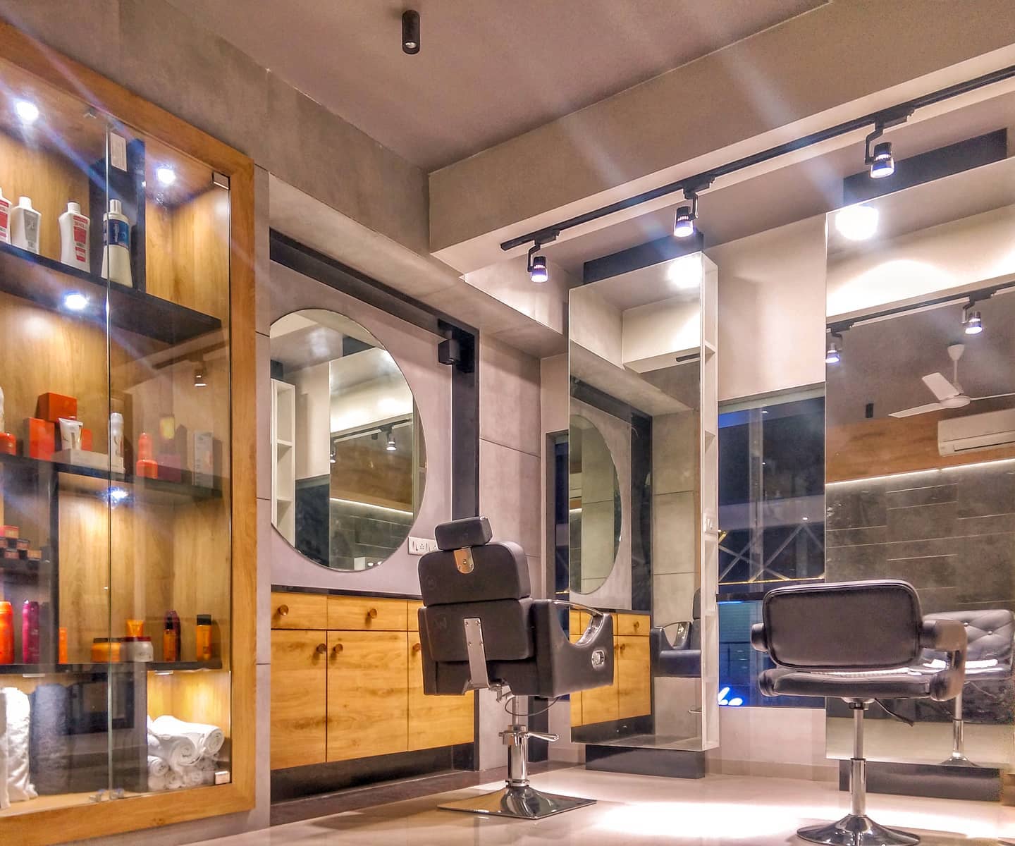 Salon Interior Design