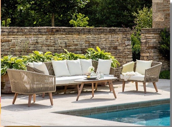 Sofa – Center Table