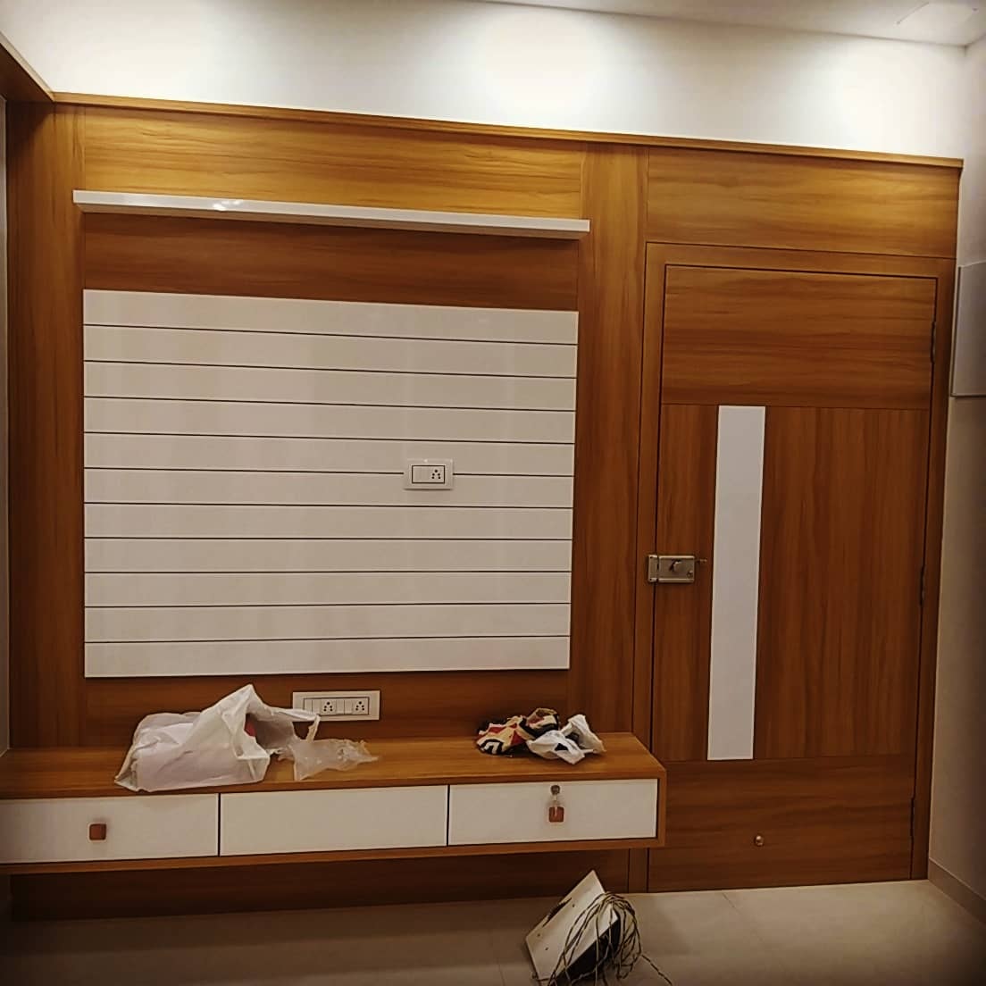 TV Unit