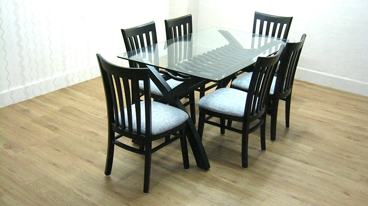 Dining Room – Table