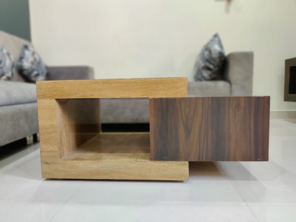 Sofa – Center Table