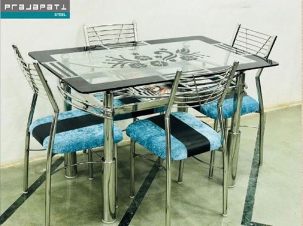 Dining Room – Table