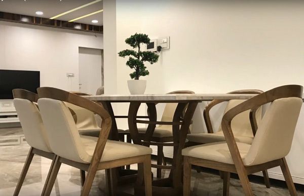 Dining Room – Table