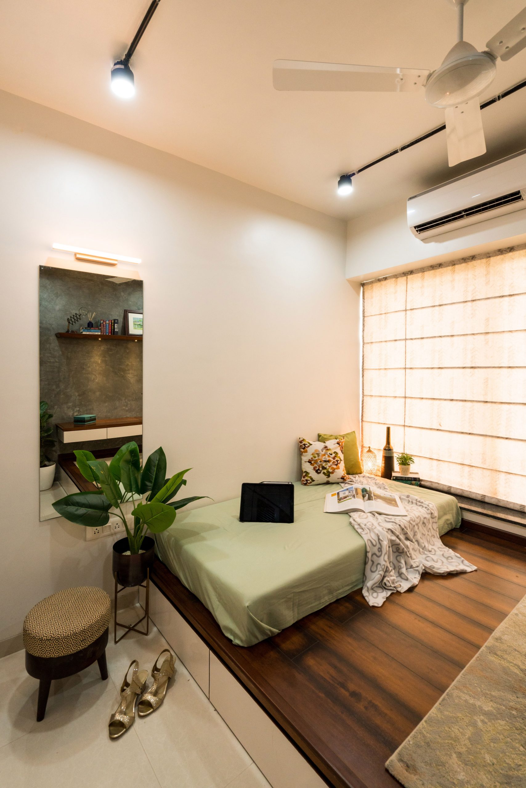 Bedroom with platform bed