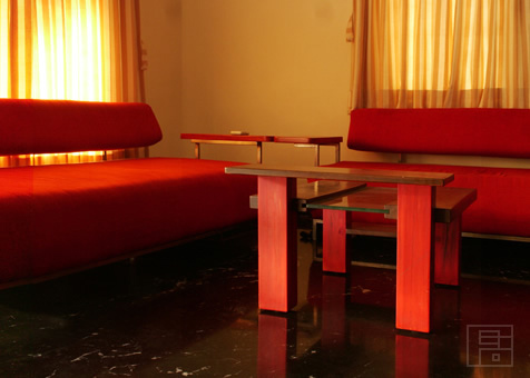 Sofa – Center Table