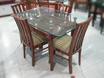 Dining Room – Table