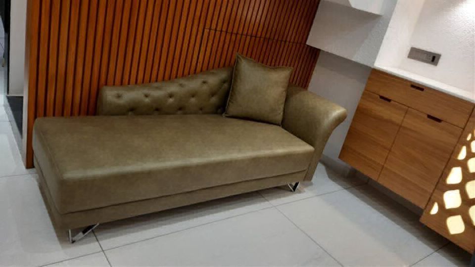 Sofa – Center Table