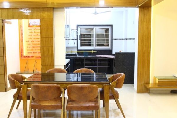 Dining Room – Table