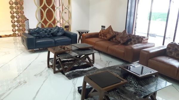 Sofa – Center Table