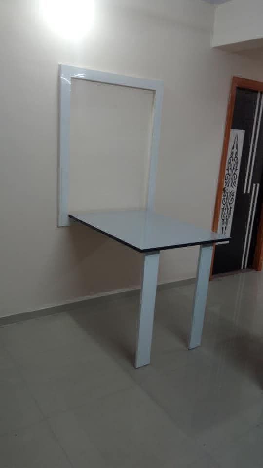 Dining Room – Table