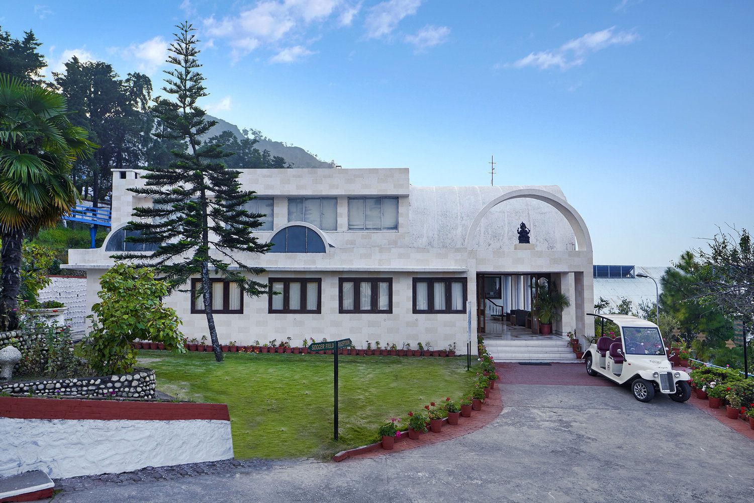 International School Design