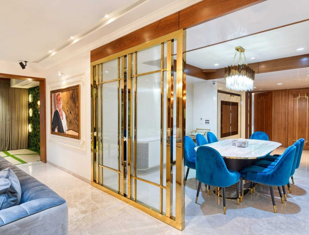 Dining Room – Table