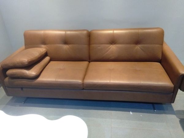 Sofa – Center Table